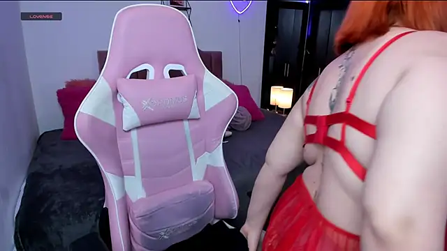 Nina curves online show from 03-15-26, 07:42