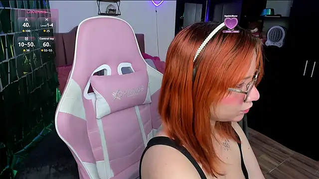 Nina curves online show from 03-17-26, 03:33