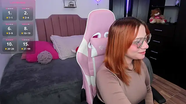 Nina curves online show from 03-26-26, 07:08