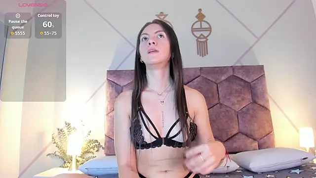 valeria becket online show from 02-06-26, 07:50