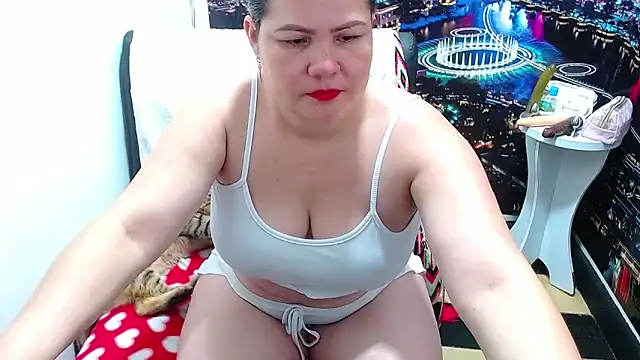 Snapshot of tila_nastyy chatting on 04-21-26, 01:42 tila nastyy online show from 04-21-26, 01:42