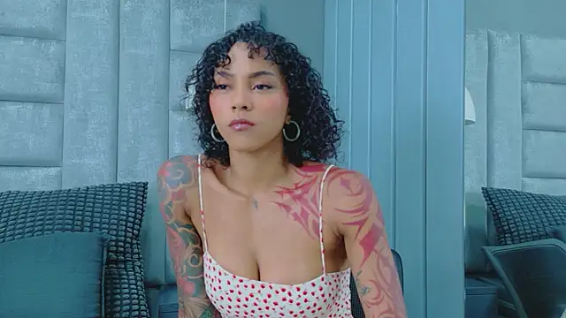 LizStorm  online show from 03-27-26, 07:46