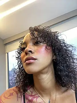 LizStorm  online show from 05-17-26, 12:45