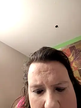 luvbug28 online show from 03-09-26, 03:10