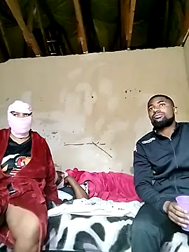 KAT AND DEE online show from 03-03-26, 02:23