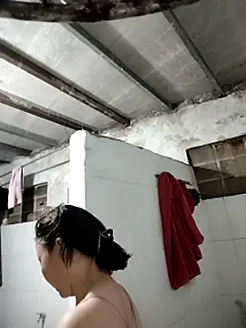 Snapshot of Famrita chatting on 02-22-26, 01:20 Famrita online show from 02-22-26, 01:20