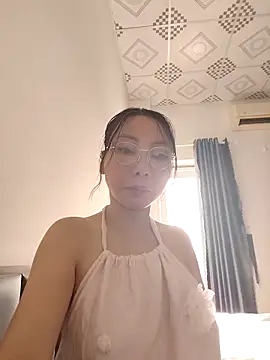 Famrita online show from 05-08-26, 01:11
