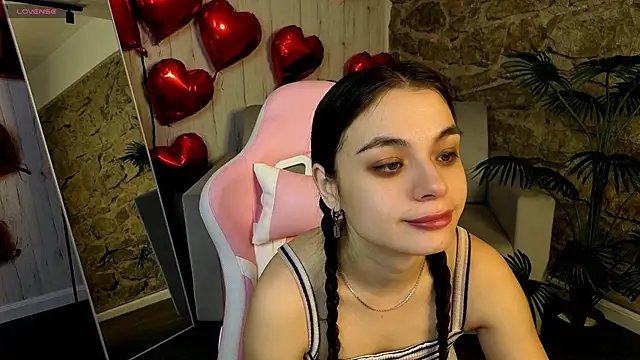 Kim Bless online show from 03-17-26, 01:43