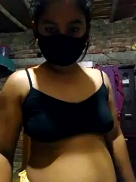 Snapshot of Hot_Sweeti chatting on 03-30-26, 10:33 Hot Sweeti online show from 03-30-26, 10:33