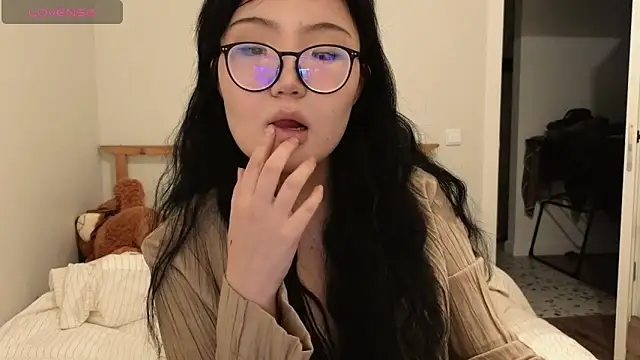 nullgirl online show from 05-09-26, 11:32