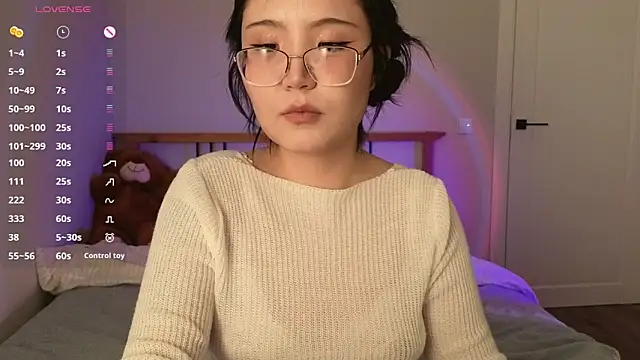 nullgirl online show from 05-11-26, 11:35