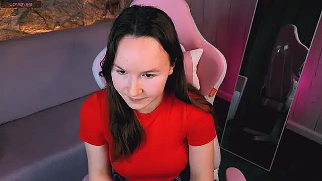 Snapshot of SindieStorm chatting on 02-20-26, 06:26 SindieStorm online show from 02-20-26, 06:26