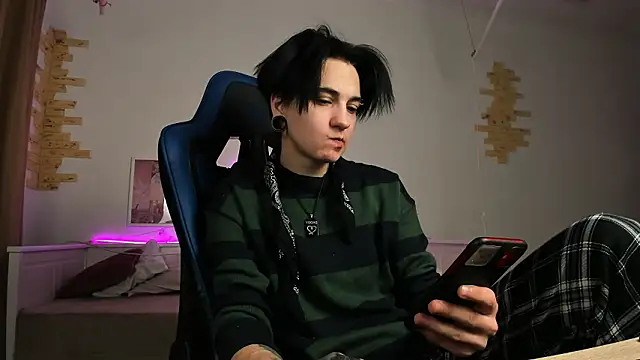 RayTaylorr online show from 02-02-26, 11:31