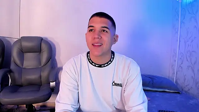 Tadeo vega  online show from 02-08-26, 03:43