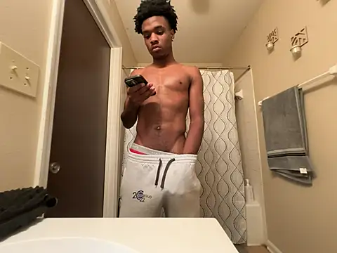 Snapshot of Bigdicktrick227 chatting on 07-19-26, 04:44 Bigdicktrick227 online show from 07-19-26, 04:44