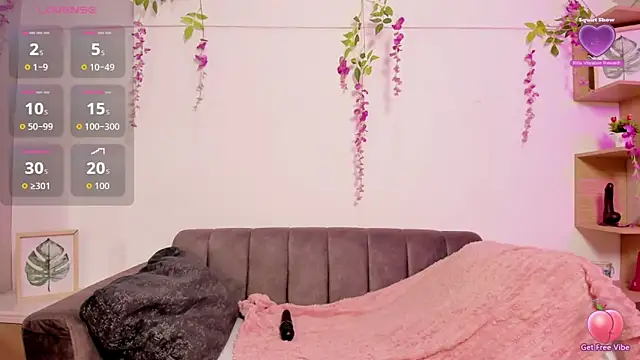 chloe peach  online show from 06-18-26, 01:04