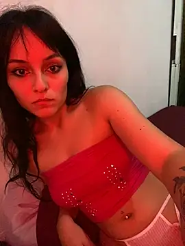 Snapshot of Nicoleskybabe chatting on 02-11-26, 06:02 Nicoleskybabe online show from 02-11-26, 06:02