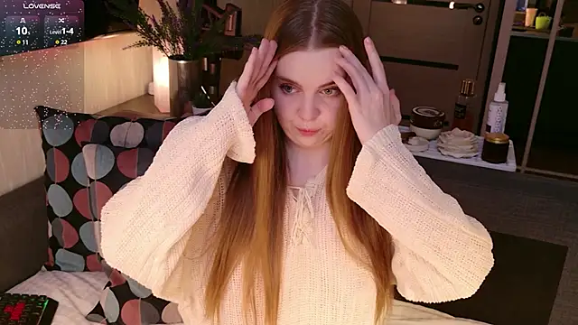 Snapshot of bratwifelina chatting on 02-21-26, 01:56 bratwifelina online show from 02-21-26, 01:56