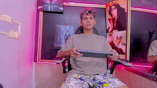 Axelgreyder online show from 02-06-26, 06:22