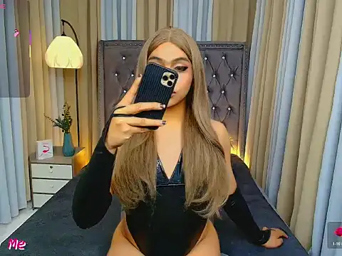 Snapshot of Clea_Moore chatting on 03-23-26, 03:21 Clea Moore online show from 03-23-26, 03:21