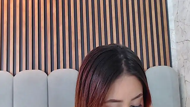 Sofy acevedo online show from 06-26-26, 12:20