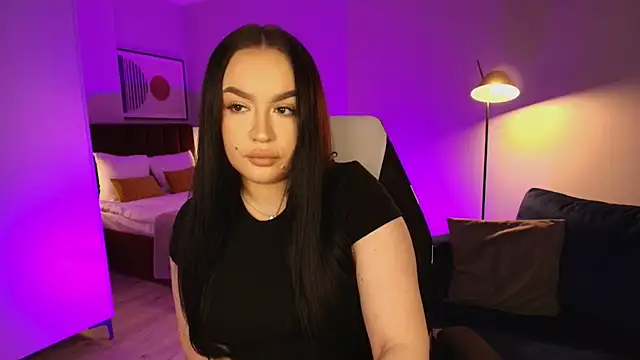 tinafox  online show from 02-12-26, 08:20