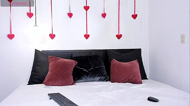 sweet shanaia online show from 02-04-26, 04:02