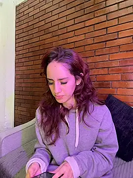 elodie rouge online show from 06-18-26, 11:36