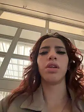 elodie rouge online show from 06-19-26, 12:31