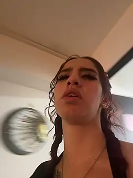elodie rouge online show from 06-20-26, 11:46