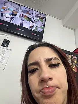 elodie rouge online show from 06-26-26, 11:36