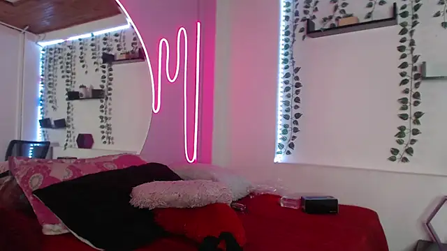 Snapshot of AmaraDoll chatting on 02-18-26, 08:49 AmaraDoll online show from 02-18-26, 08:49