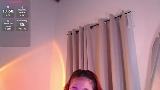 Snapshot of Mia_Volkova_ chatting on 02-12-26, 01:39 Mia Volkova online show from 02-12-26, 01:39