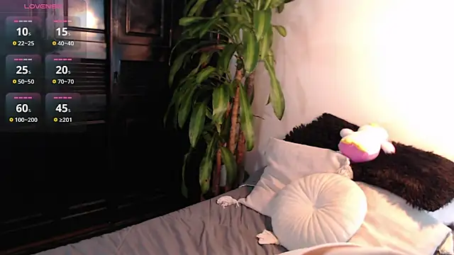 Mia Volkova  online show from 05-02-26, 01:49
