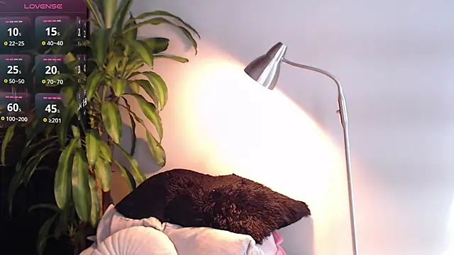 Mia Volkova  online show from 06-20-26, 03:26