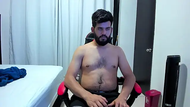 LucasBeaumont online show from 02-06-26, 08:29