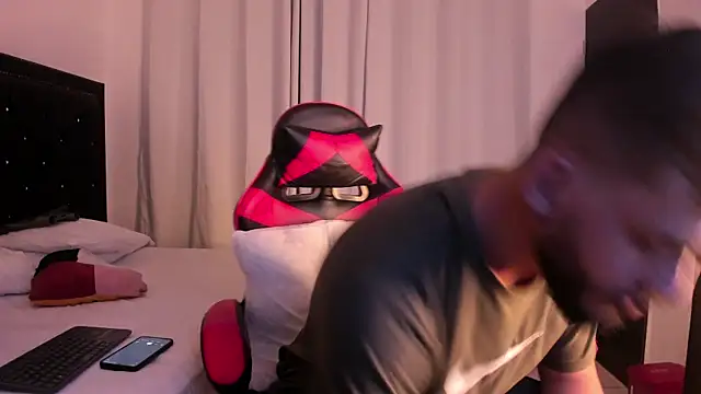 LucasBeaumont online show from 02-08-26, 06:39