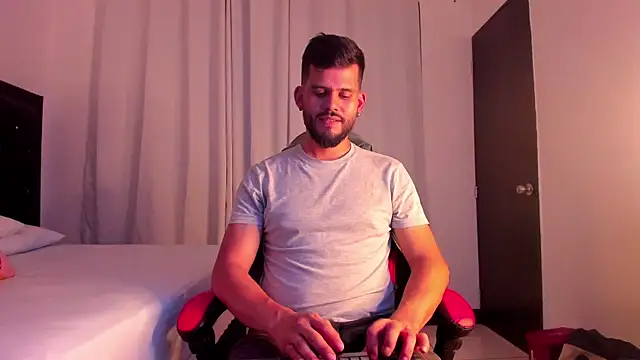 LucasBeaumont online show from 02-09-26, 06:06