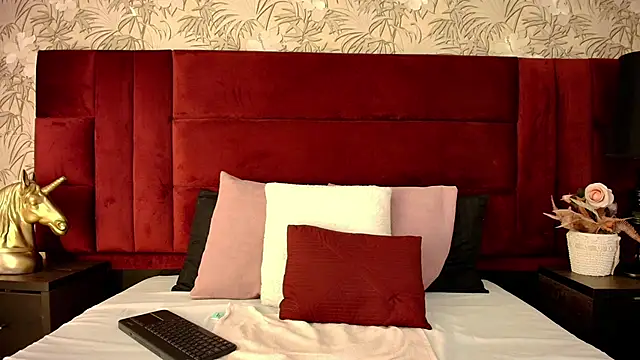 Snapshot of nela_moretti chatting on 02-11-26, 03:39 nela moretti online show from 02-11-26, 03:39