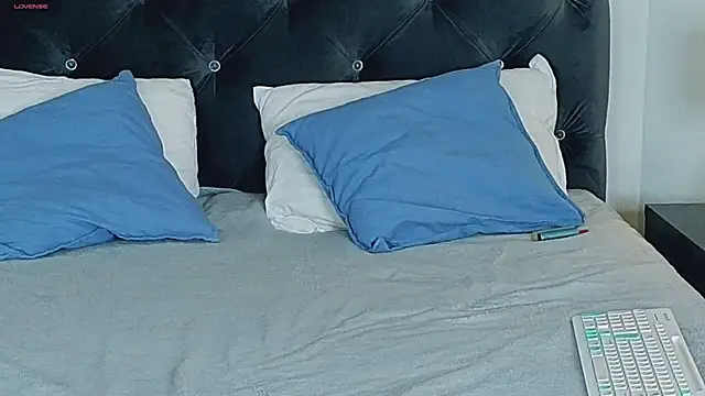 Kim Redd online show from 03-08-26, 02:04