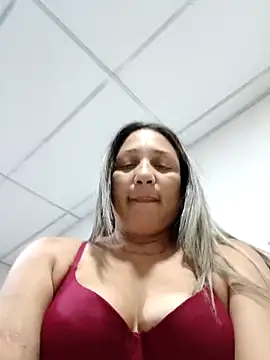 mariacarlota online show from 05-10-26, 01:44