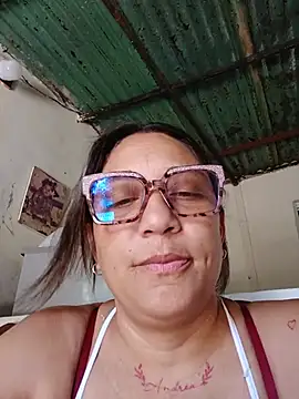 mariacarlota online show from 05-24-26, 03:39