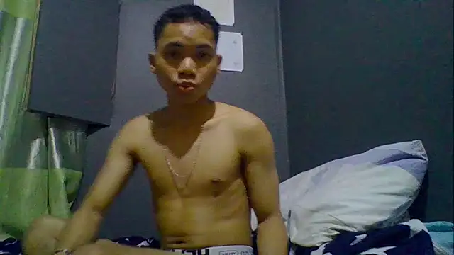 Snapshot of RogueSonX chatting on 03-21-26, 11:37 RogueSonX online show from 03-21-26, 11:37