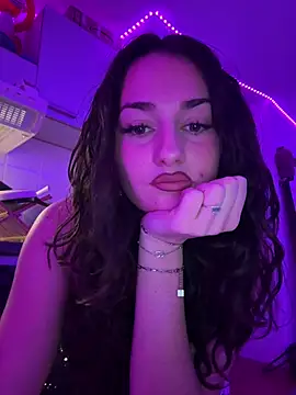 claraaaa06 online show from 02-03-26, 07:52