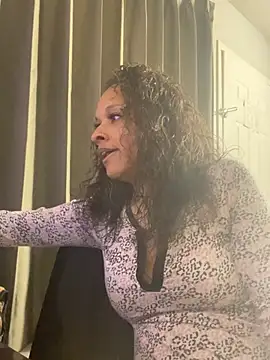 Snapshot of icanbeyourplaytoy chatting on 01-18-26, 06:17 icanbeyourplaytoy online show from 01-18-26, 06:17