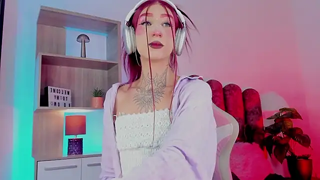 Snapshot of Eli-Bluee chatting on 03-20-26, 02:11 Eli-Bluee online show from 03-20-26, 02:11