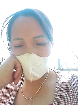 Gummiesu online show from 01-17-26, 07:35