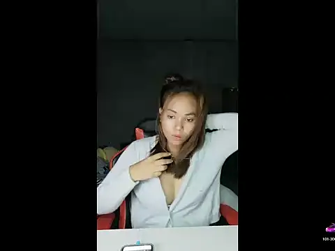 Pearlveil online show from 03-09-26, 03:32