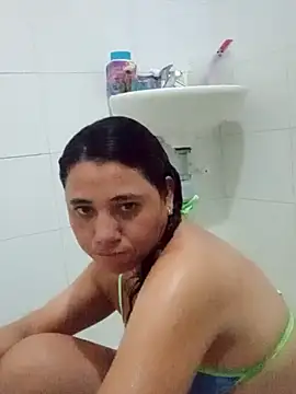 Snapshot of allexa_gomez chatting on 05-18-26, 08:58 allexa gomez online show from 05-18-26, 08:58