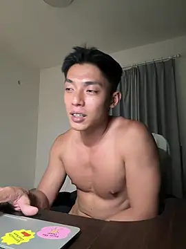 Yooo17 online show from 03-27-26, 03:45